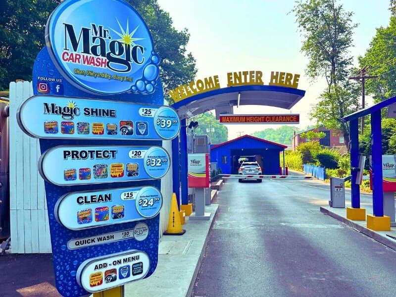 Mr. Magic Car Wash McCandless Entrance